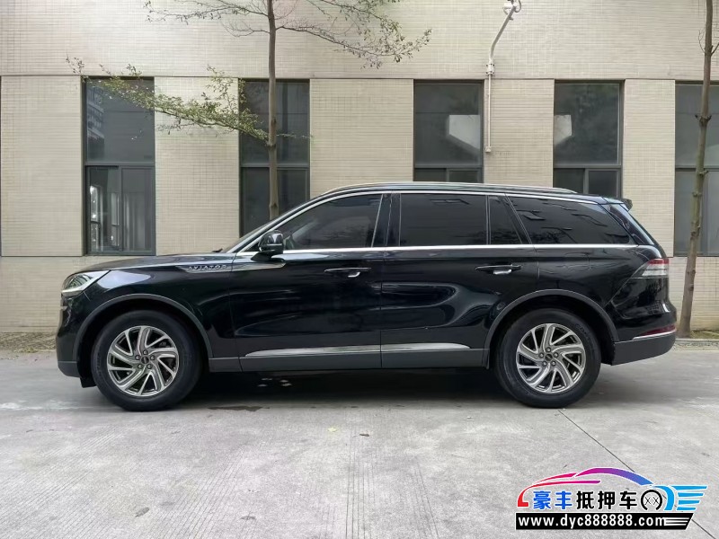 21年林肯飞行家轿车抵押车出售