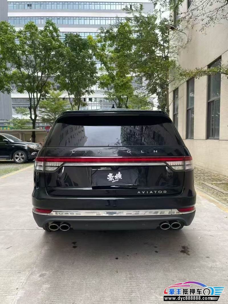 21年林肯飞行家轿车抵押车出售