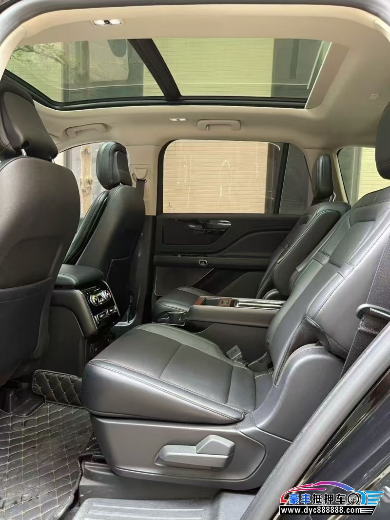 21年林肯飞行家轿车抵押车出售