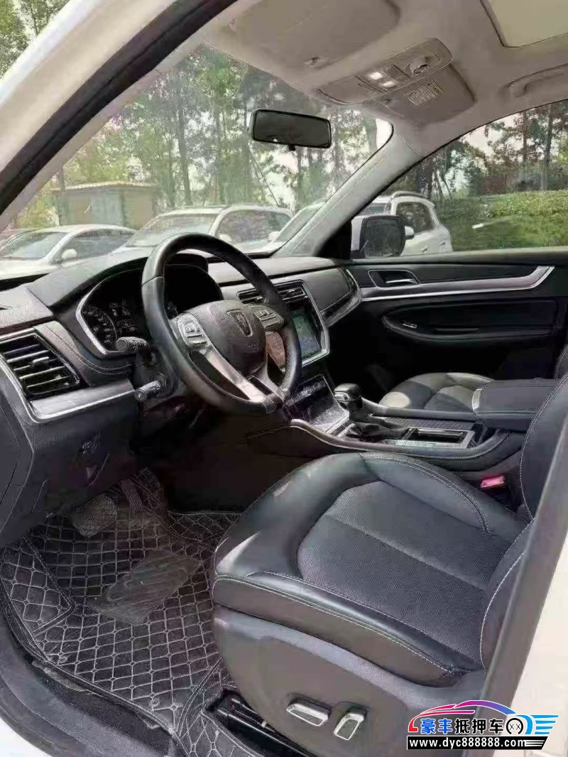 23年荣威RX8轿车抵押车出售