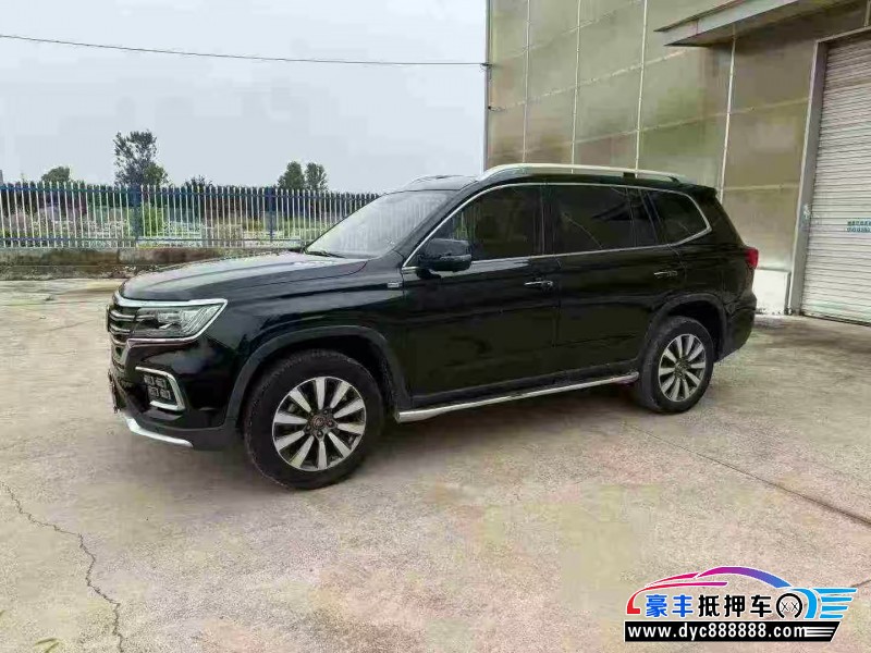 18年荣威RX8轿车抵押车出售