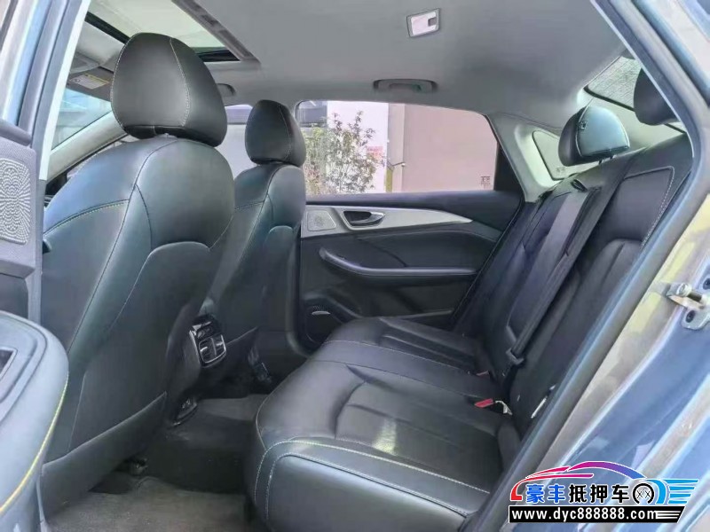 21年荣威i6轿车抵押车出售