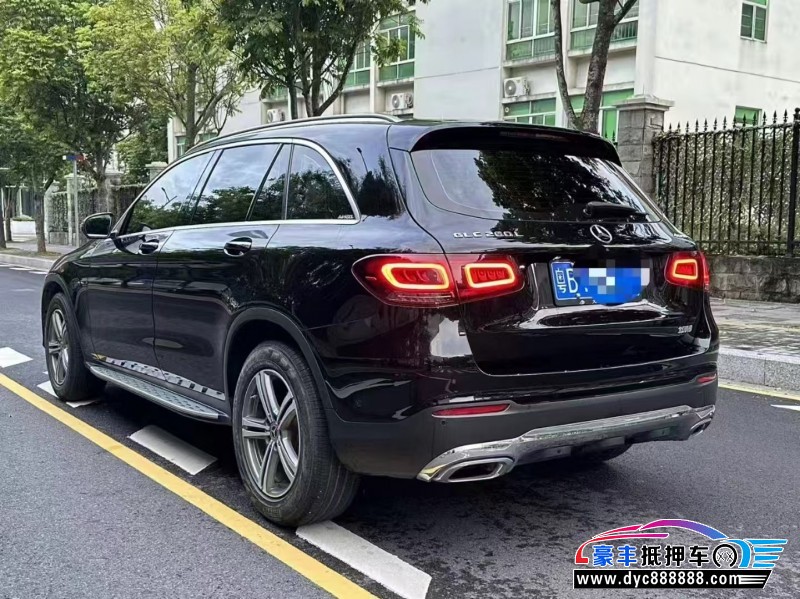 21年奔驰GLC轿车抵押车出售