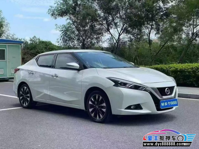 19年日产蓝鸟轿车抵押车出售