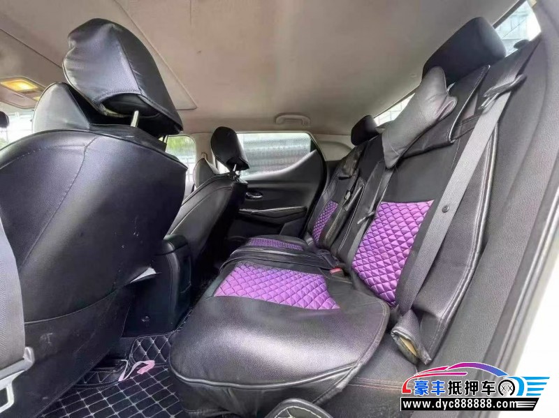 19年日产蓝鸟轿车抵押车出售