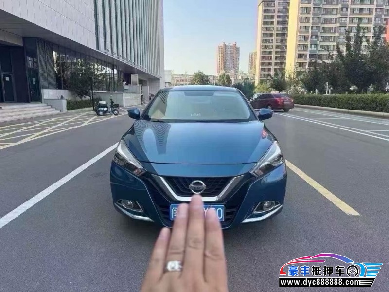 16年日产蓝鸟轿车抵押车出售