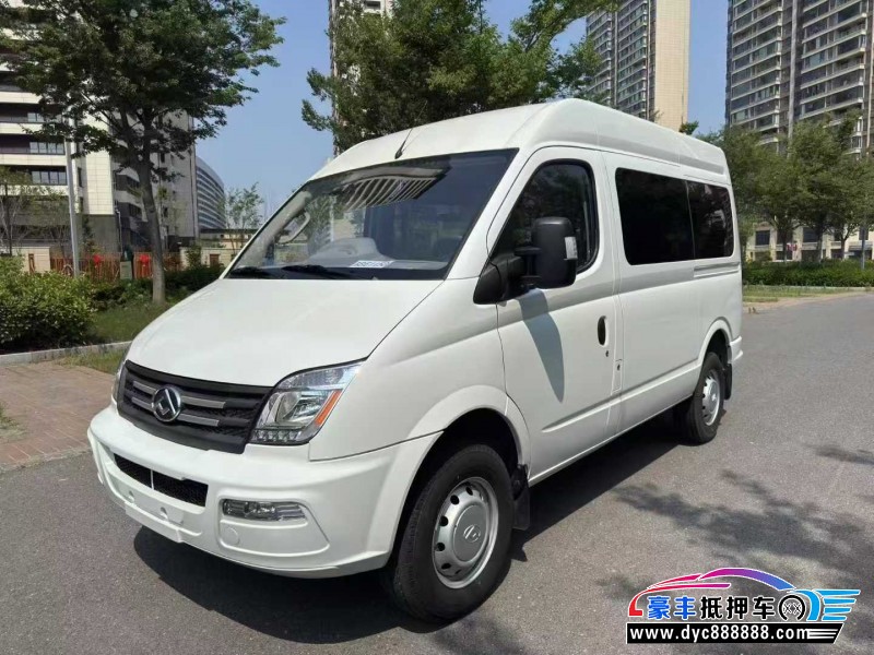 22年上汽大通V80轿车抵押车出售