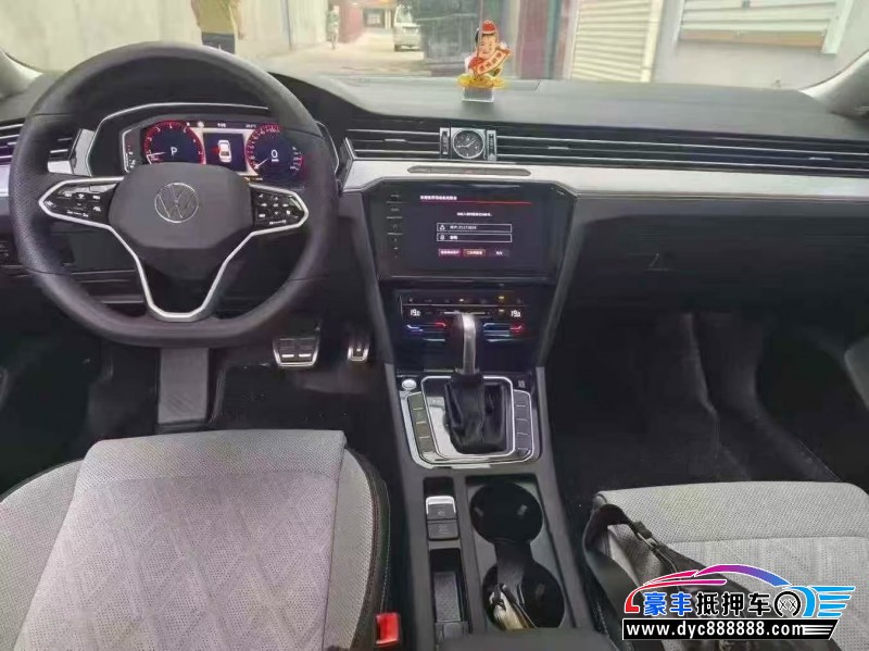 25年大众迈腾轿车抵押车出售