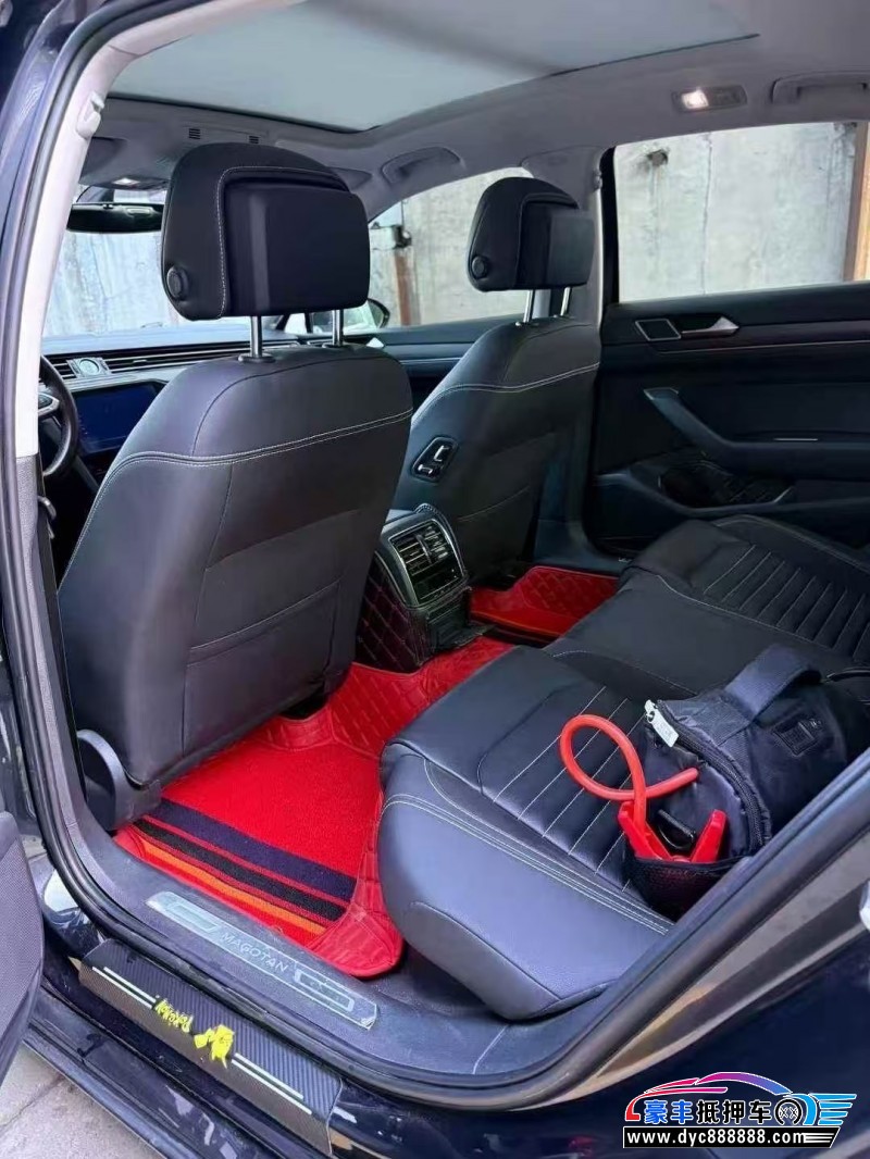 21年大众迈腾轿车抵押车出售