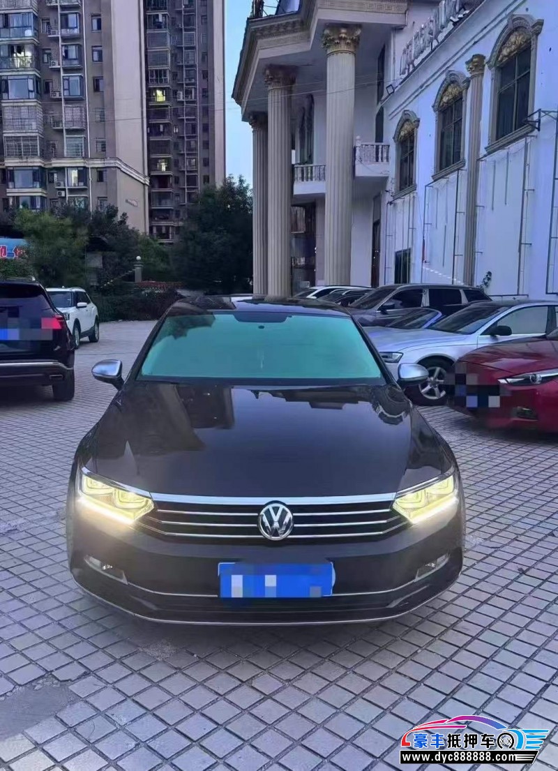 19年大众迈腾轿车抵押车出售