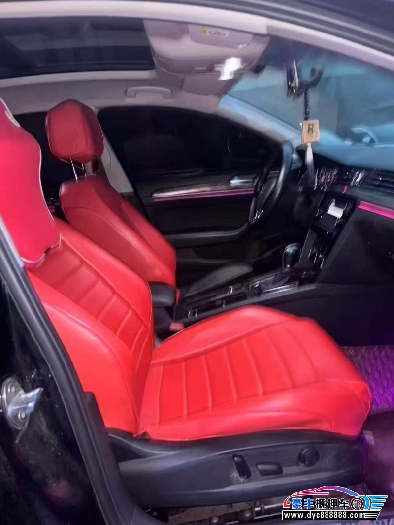 19年大众迈腾轿车抵押车出售