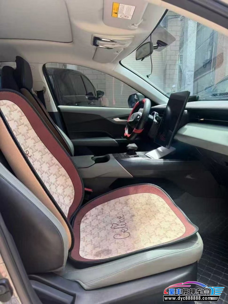 24年长安逸达轿车抵押车出售