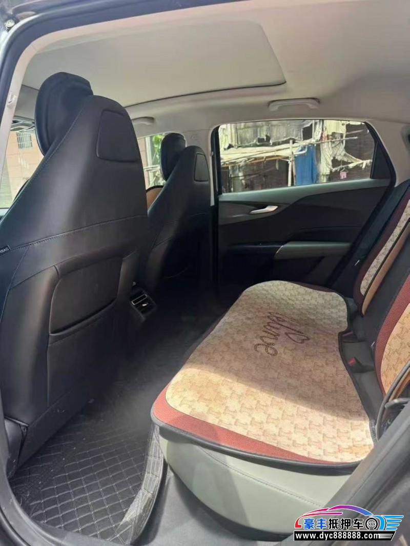 24年长安逸达轿车抵押车出售