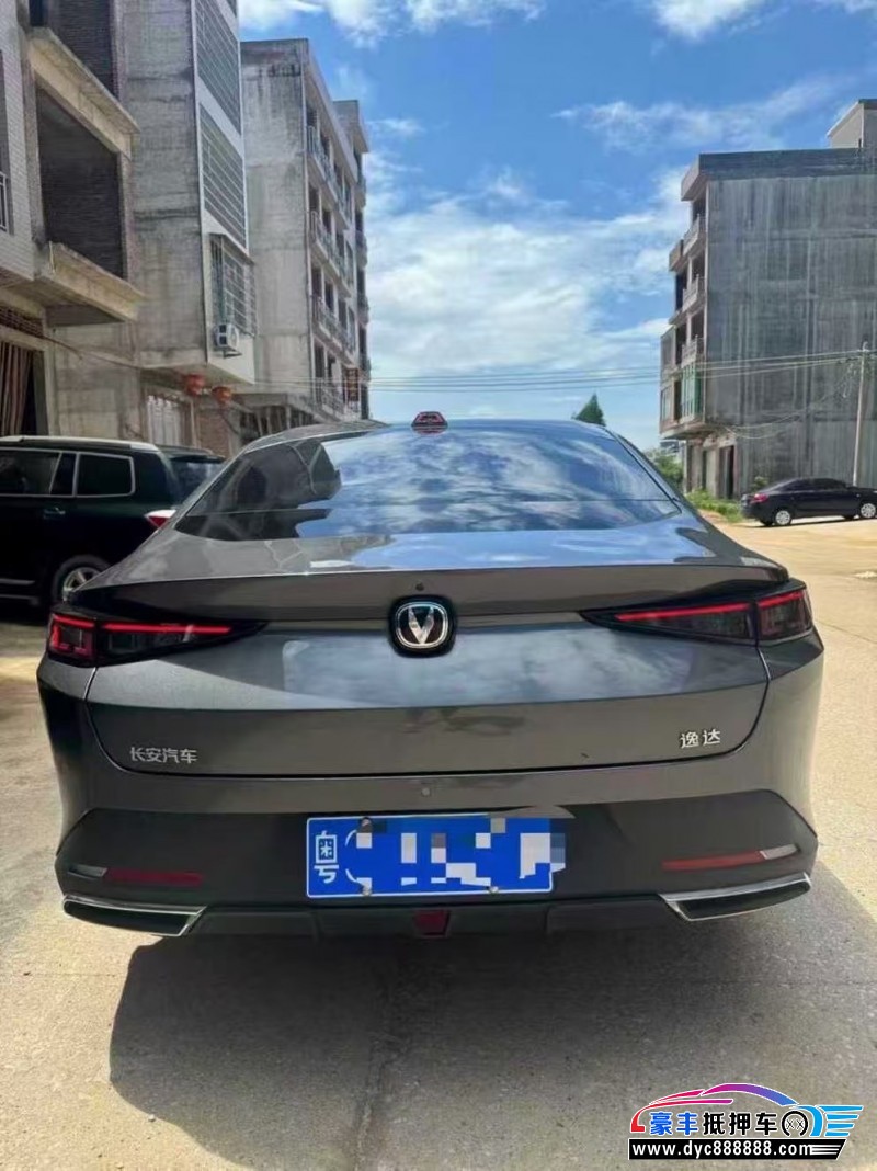 24年长安逸达轿车抵押车出售