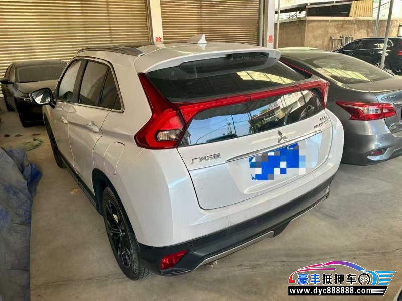 19年三菱奕歌轿车抵押车出售