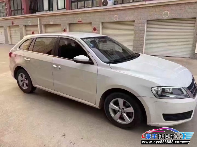 15年大众朗行轿车抵押车出售