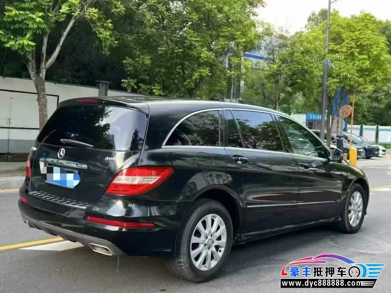 17年奔驰R轿车抵押车出售