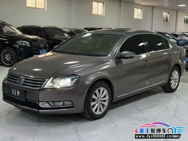 14年大众迈腾轿车抵押车出售