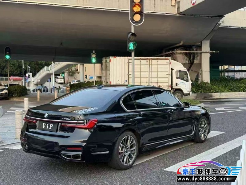 17年宝马7系轿车抵押车出售