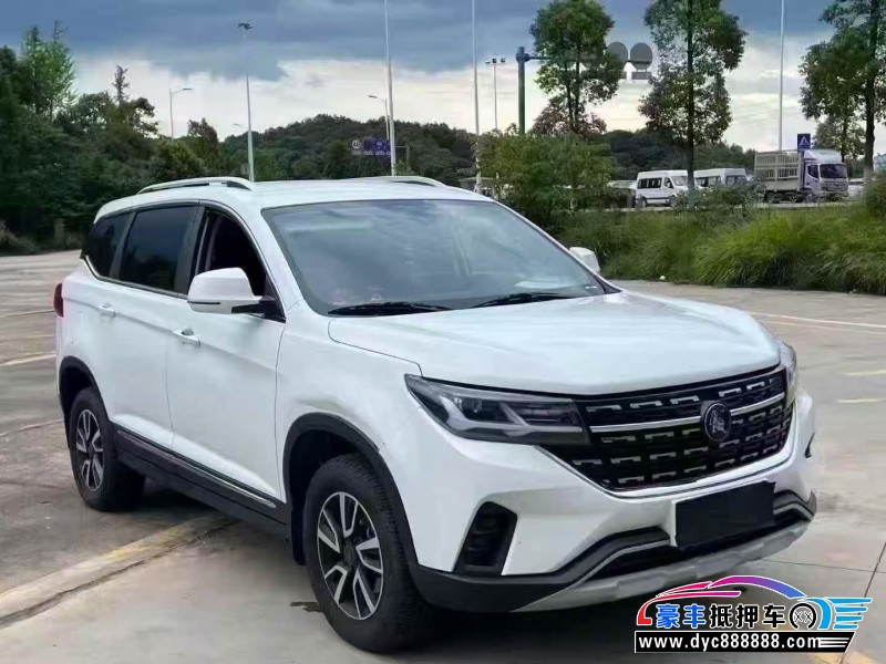 23年东风风行T5轿车抵押车出售