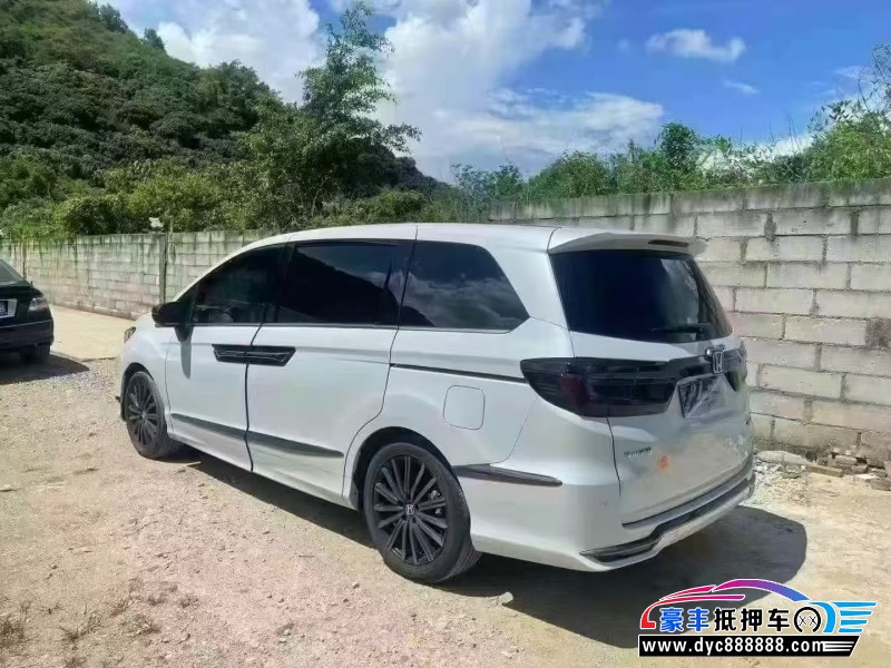 24年本田艾力绅轿车抵押车出售