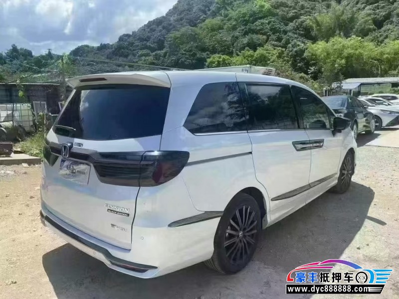 24年本田艾力绅轿车抵押车出售