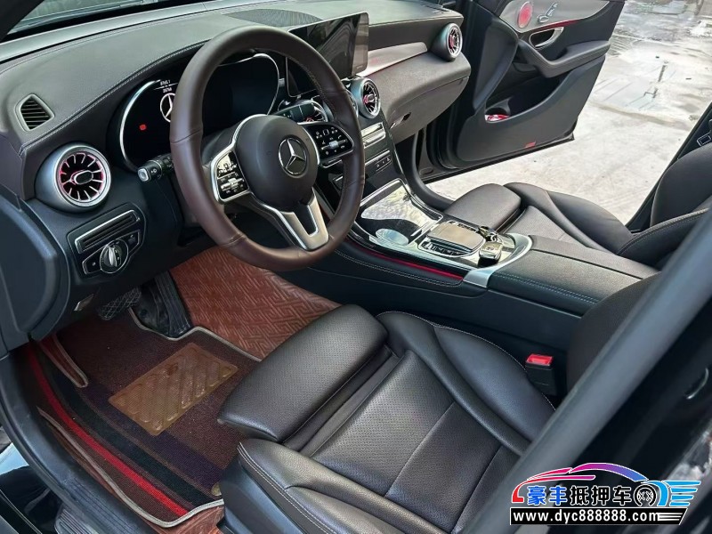 20年奔驰GLC轿车抵押车出售