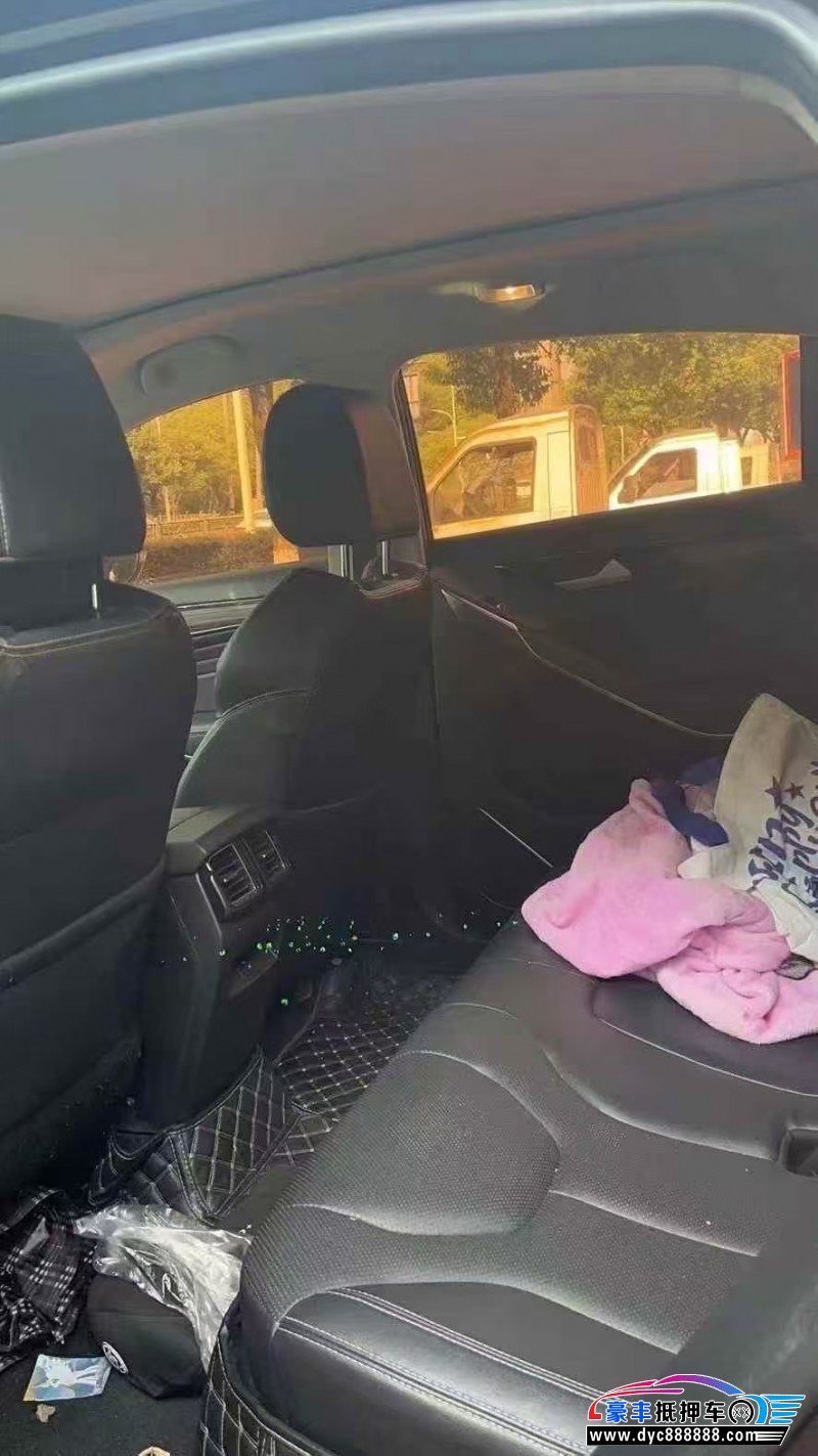 19年福特领界轿车抵押车出售