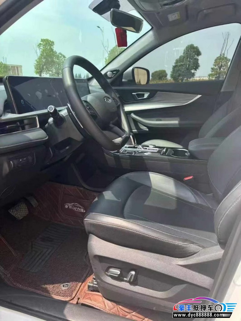 23年奇瑞瑞虎8轿车抵押车出售