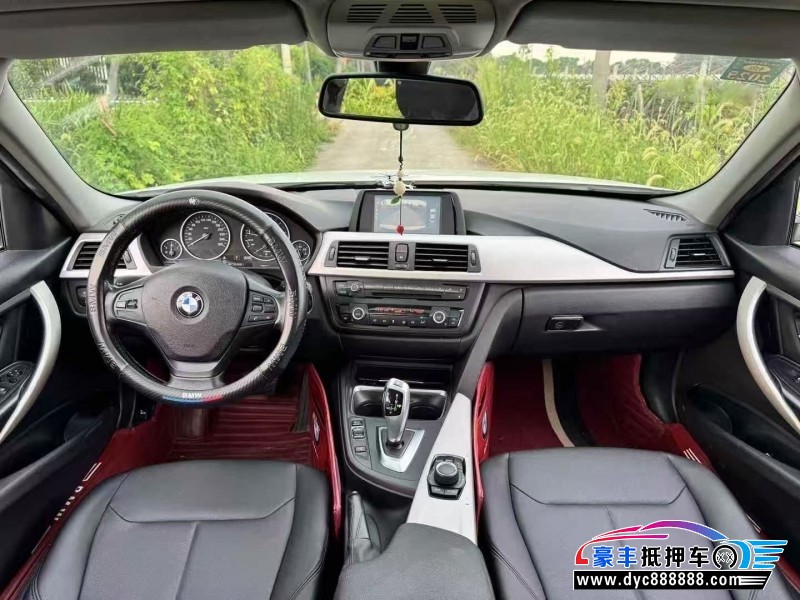 15年宝马3系轿车抵押车出售