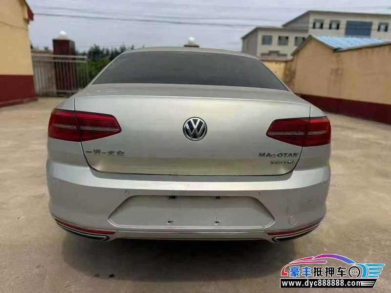 17年大众迈腾轿车抵押车出售