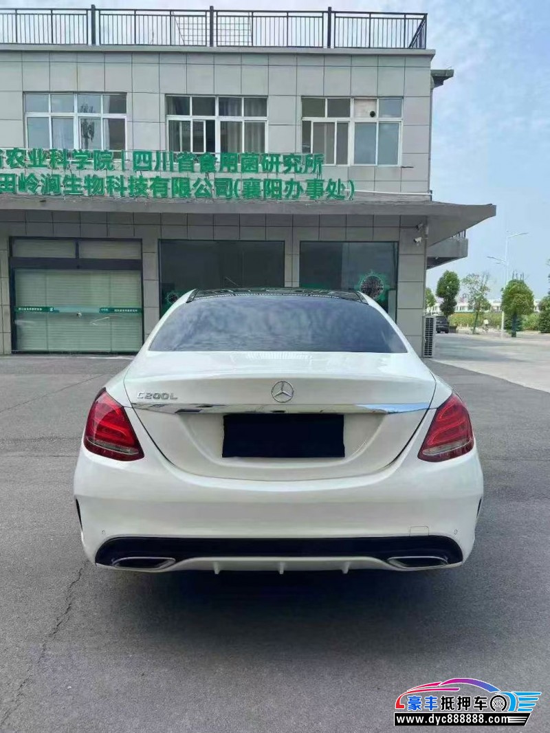 18年奔驰C轿车抵押车出售