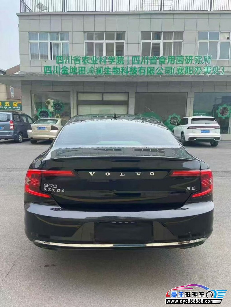 20年沃尔沃S90轿车抵押车出售