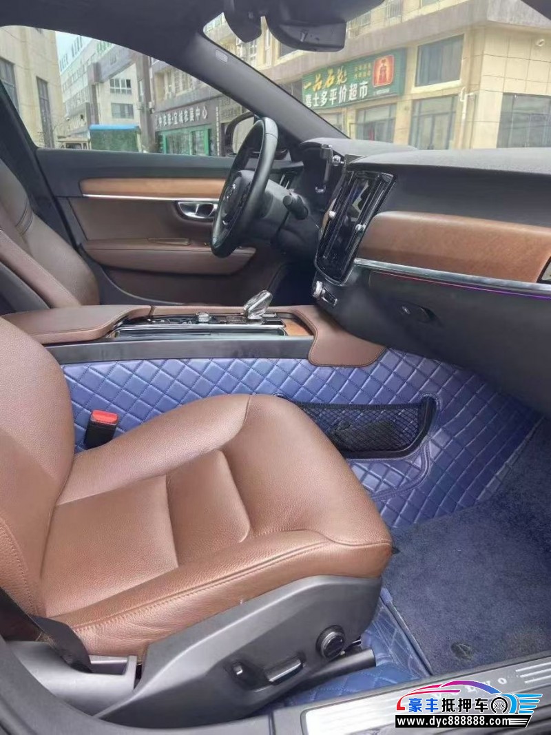 20年沃尔沃S90轿车抵押车出售