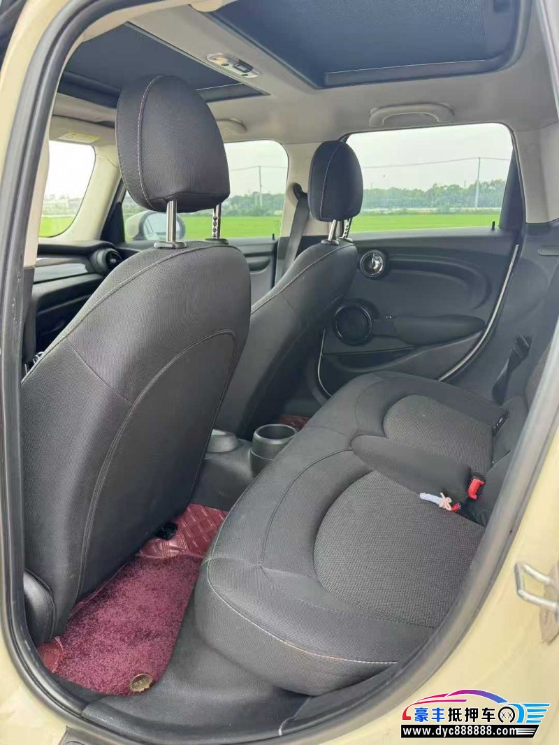 22年宝马MINI轿车抵押车出售