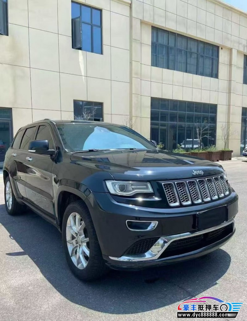 15年Jeep大切诺基轿车抵押车出售