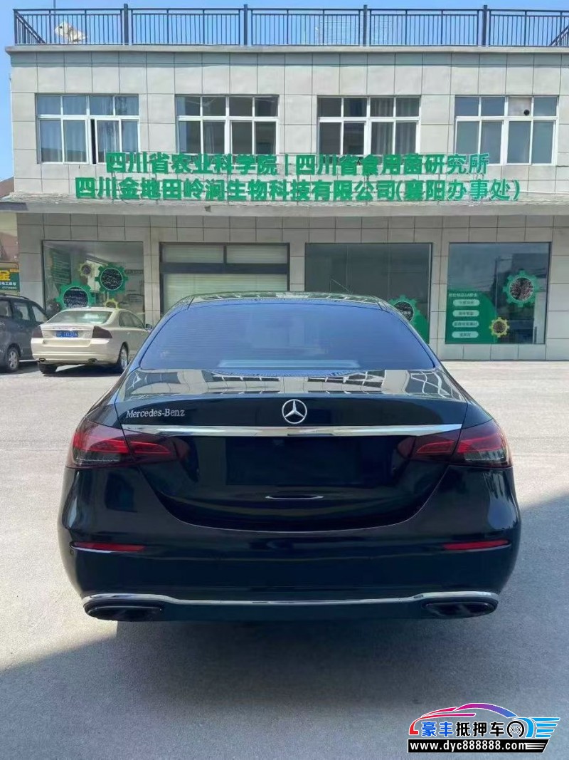 21年奔驰E轿车抵押车出售