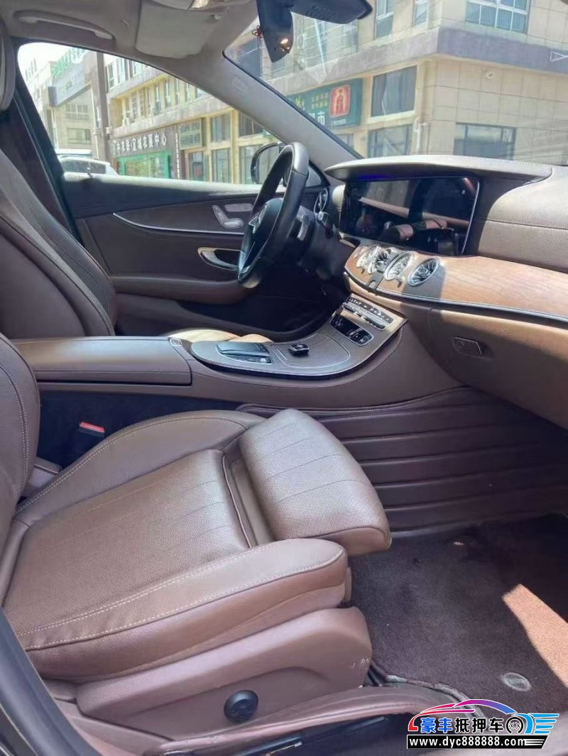 21年奔驰E轿车抵押车出售