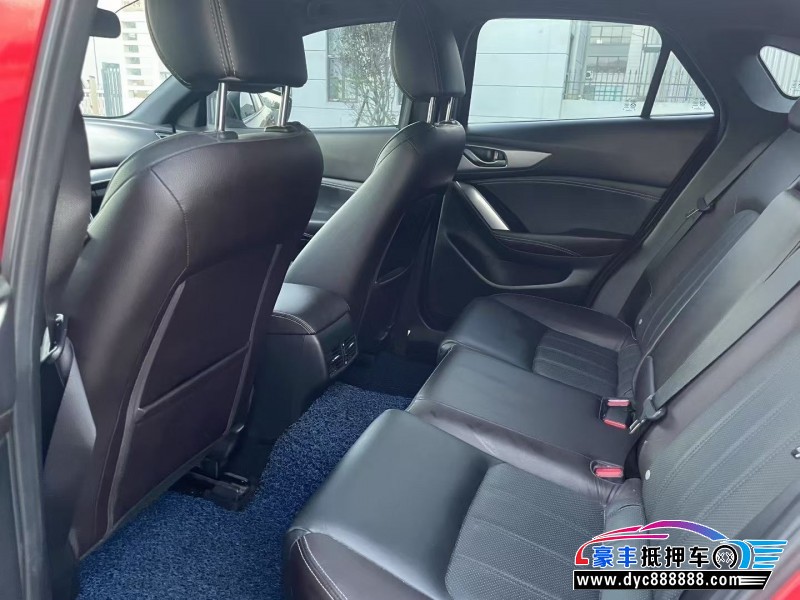 17年马自达CX-4轿车抵押车出售