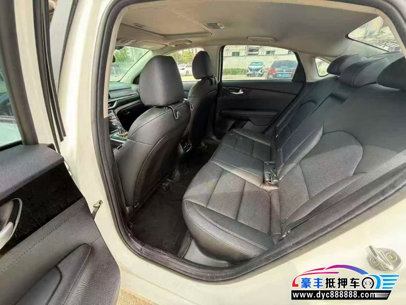 20年起亚K3轿车抵押车出售