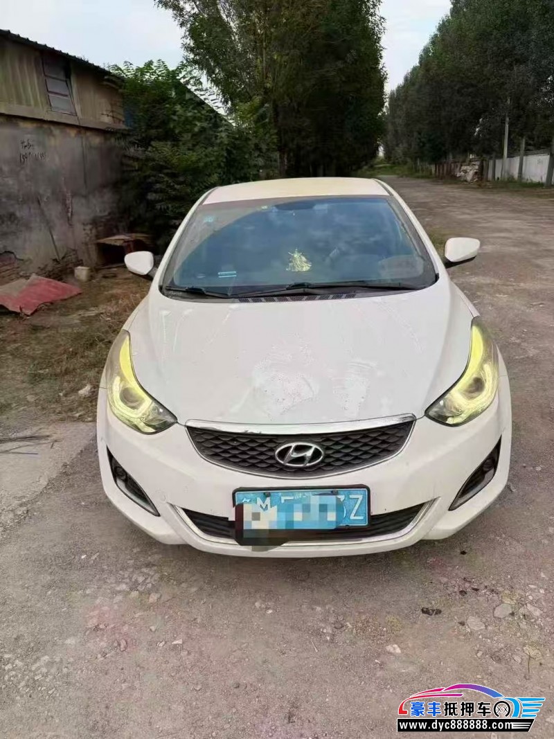 16年现代朗动轿车抵押车出售