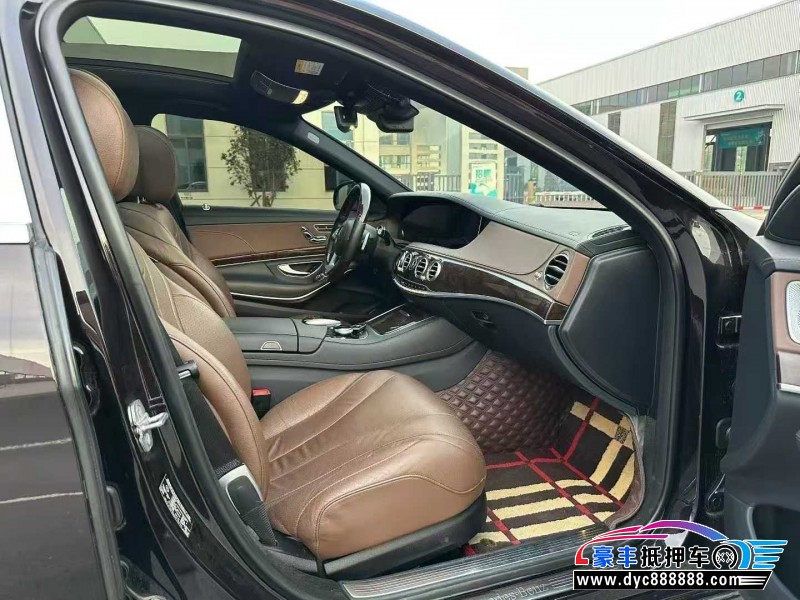 18年奔驰S轿车抵押车出售