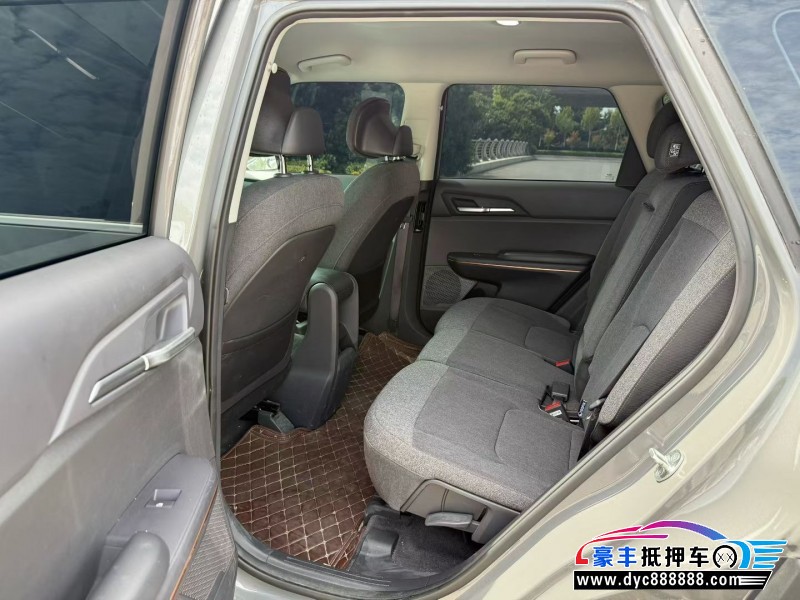 24年起亚EV5轿车抵押车出售