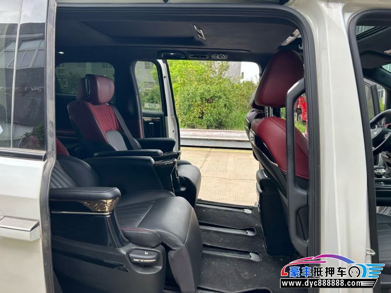 23年传祺M8轿车抵押车出售