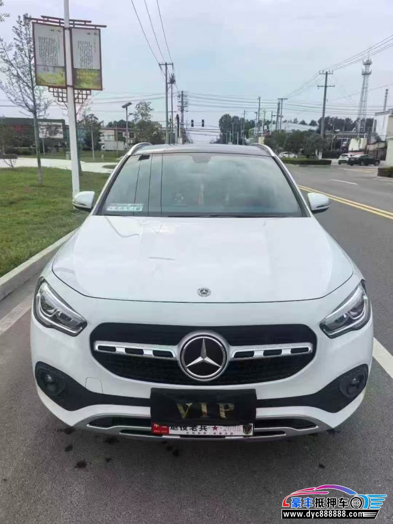 21年奔驰GLA轿车抵押车出售