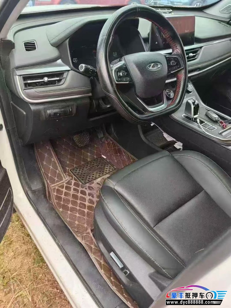 20年奇瑞瑞虎8轿车抵押车出售