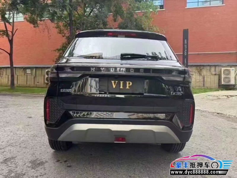 22年现代ix35轿车抵押车出售