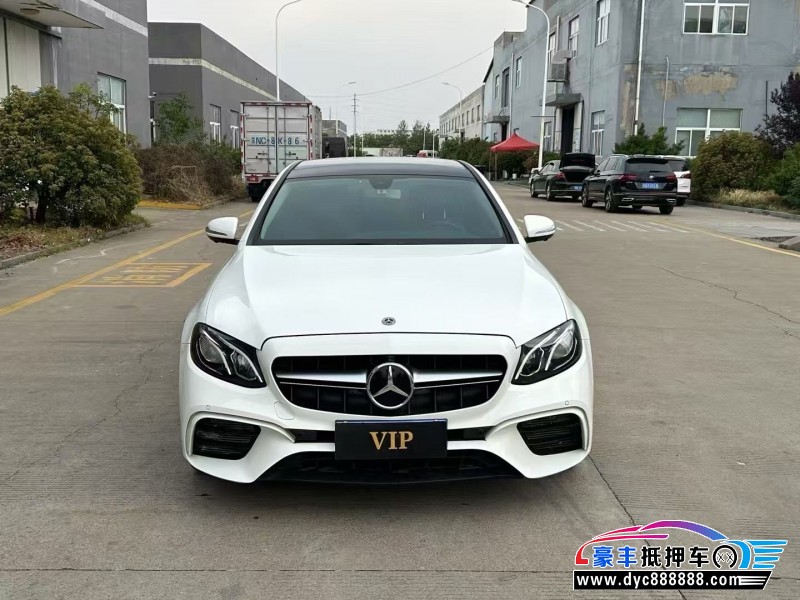 19年奔驰E轿车抵押车出售