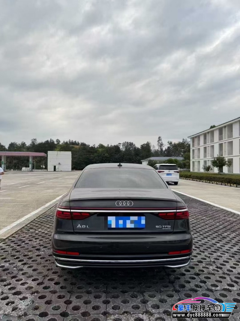 24年奥迪A8L轿车抵押车出售