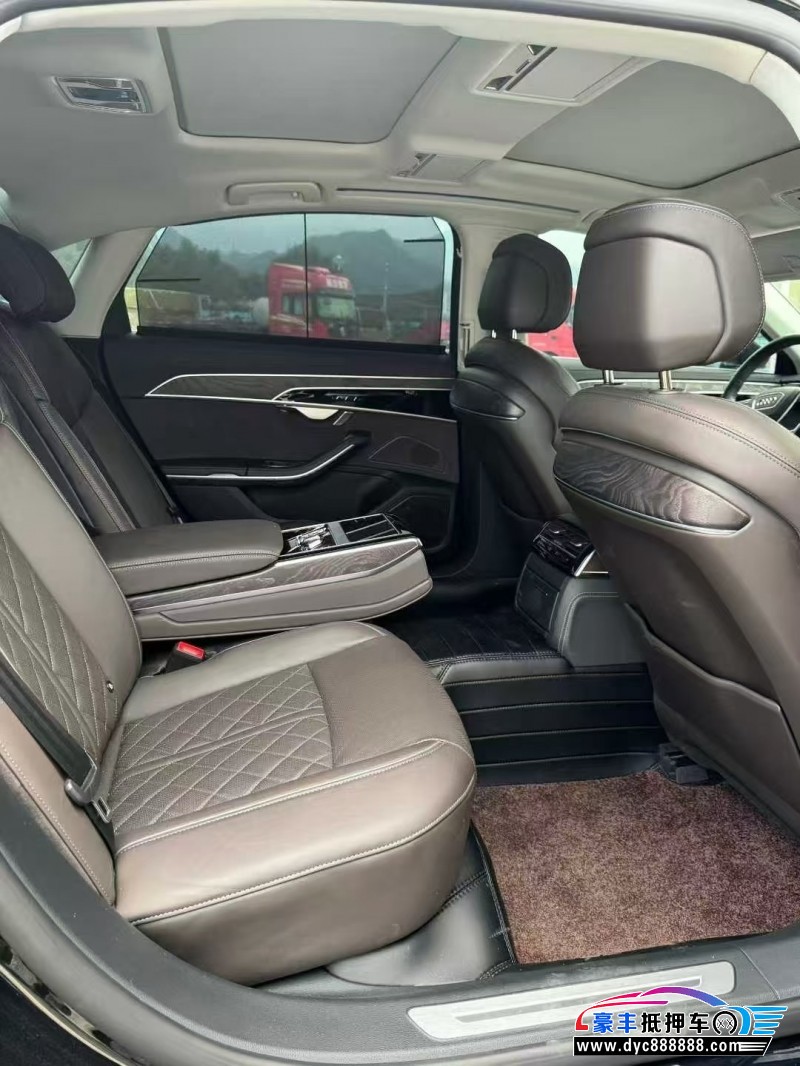 24年奥迪A8L轿车抵押车出售